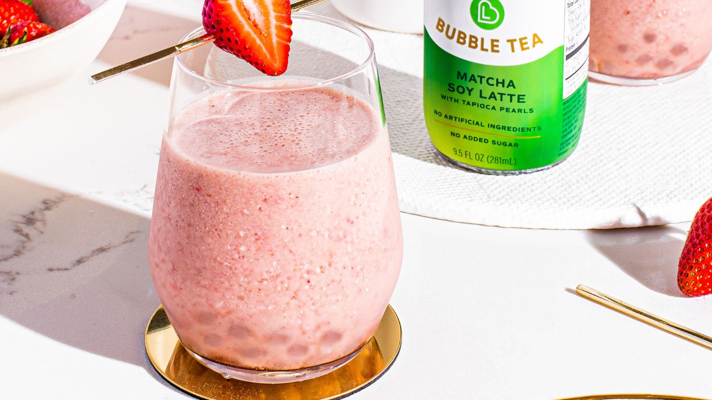 Strawberry Matcha Boba Frosè – BUBLUV